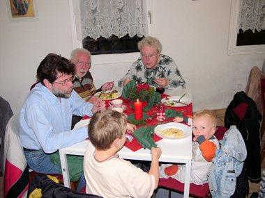 2007Weihnachtsessen008Ak